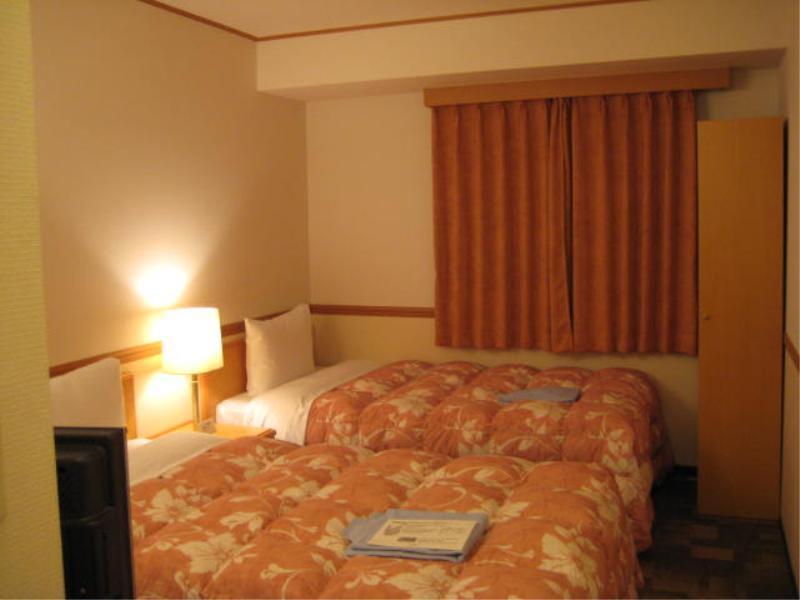 Toyoko Inn Niigata Ekimae Kültér fotó